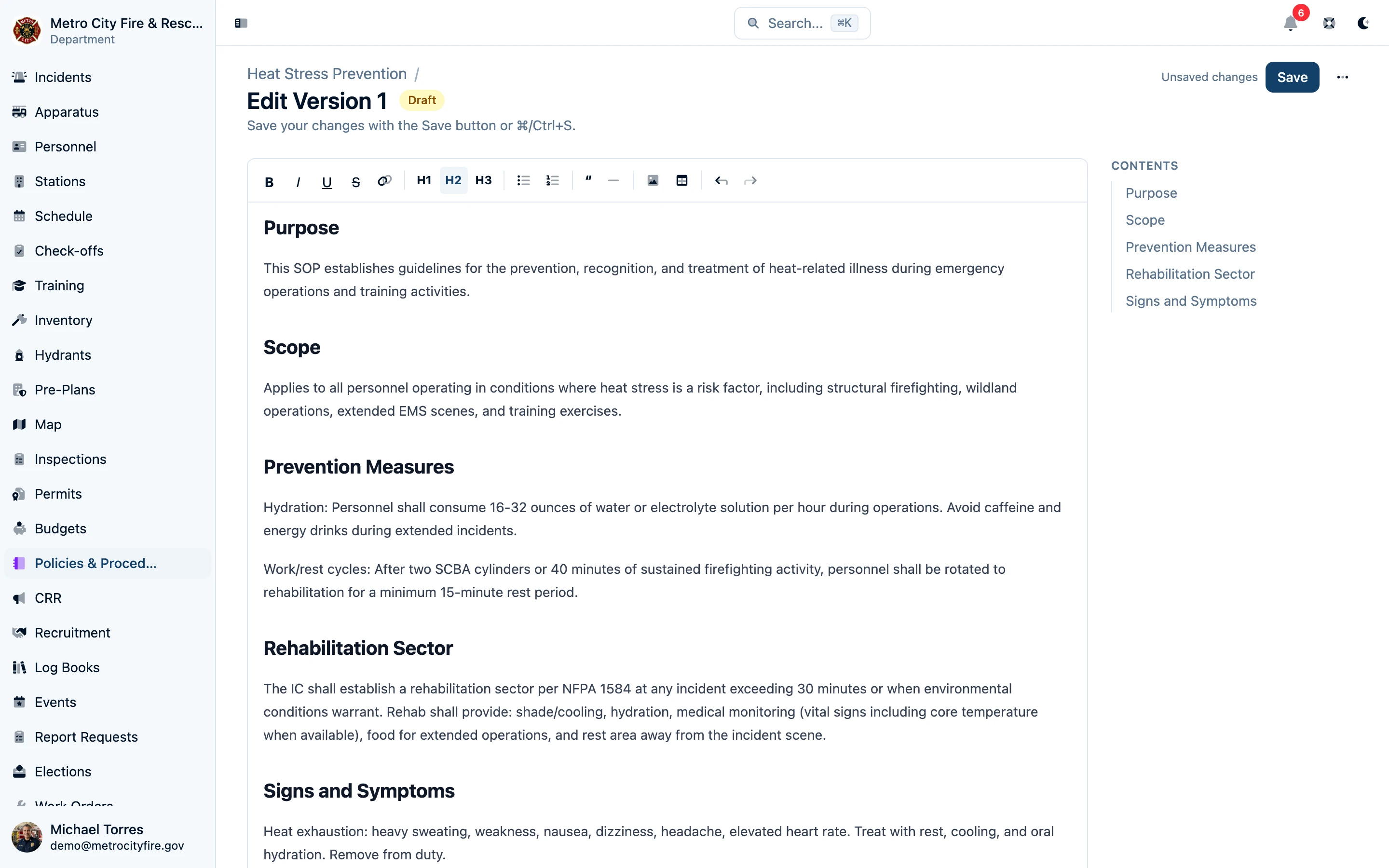 SOP WYSIWYG editor with rich formatting tools and a live table of contents